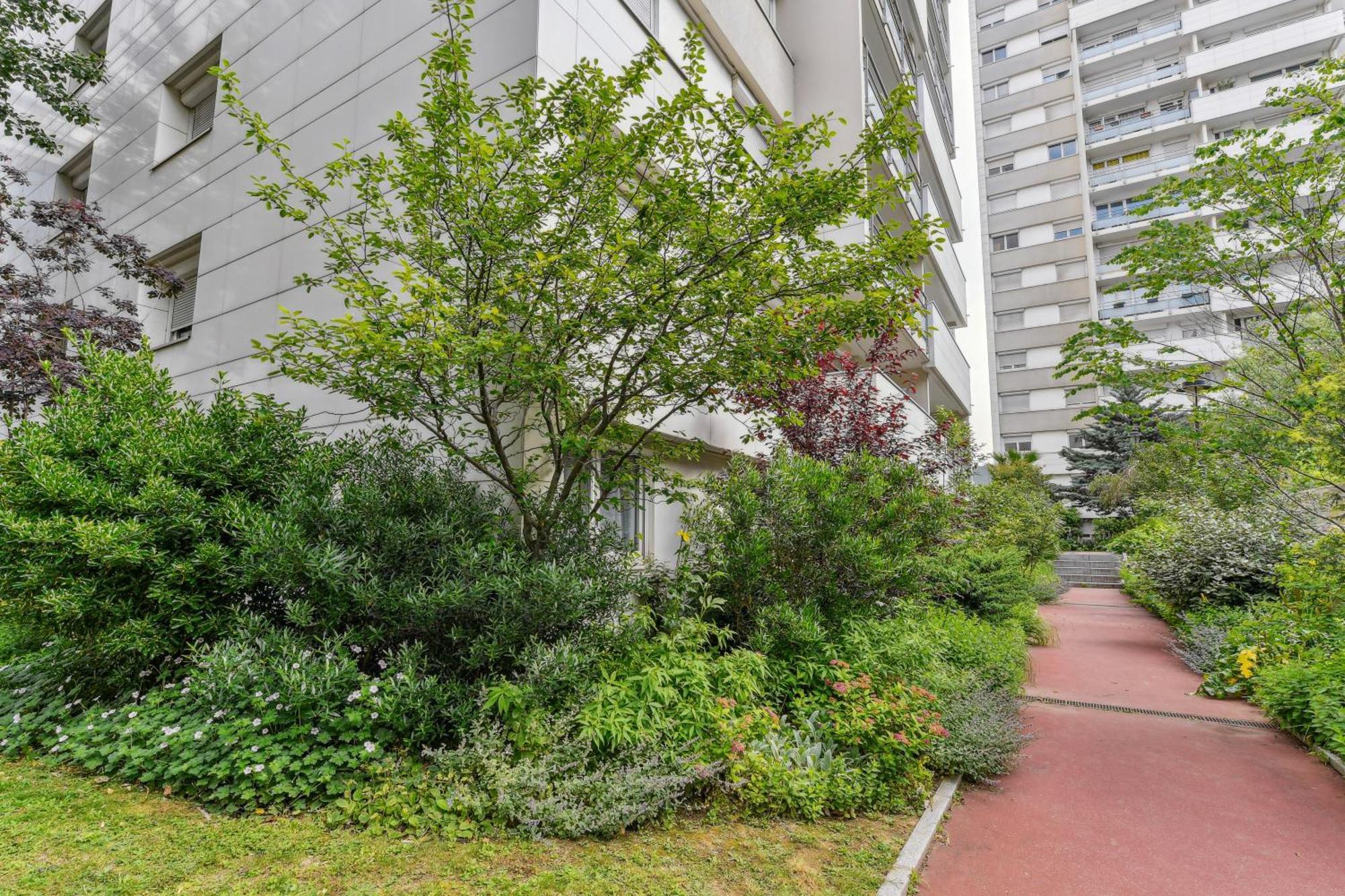 Chic And Comfortable Apart With Balcony Λεβαλουά Περέ Εξωτερικό φωτογραφία
